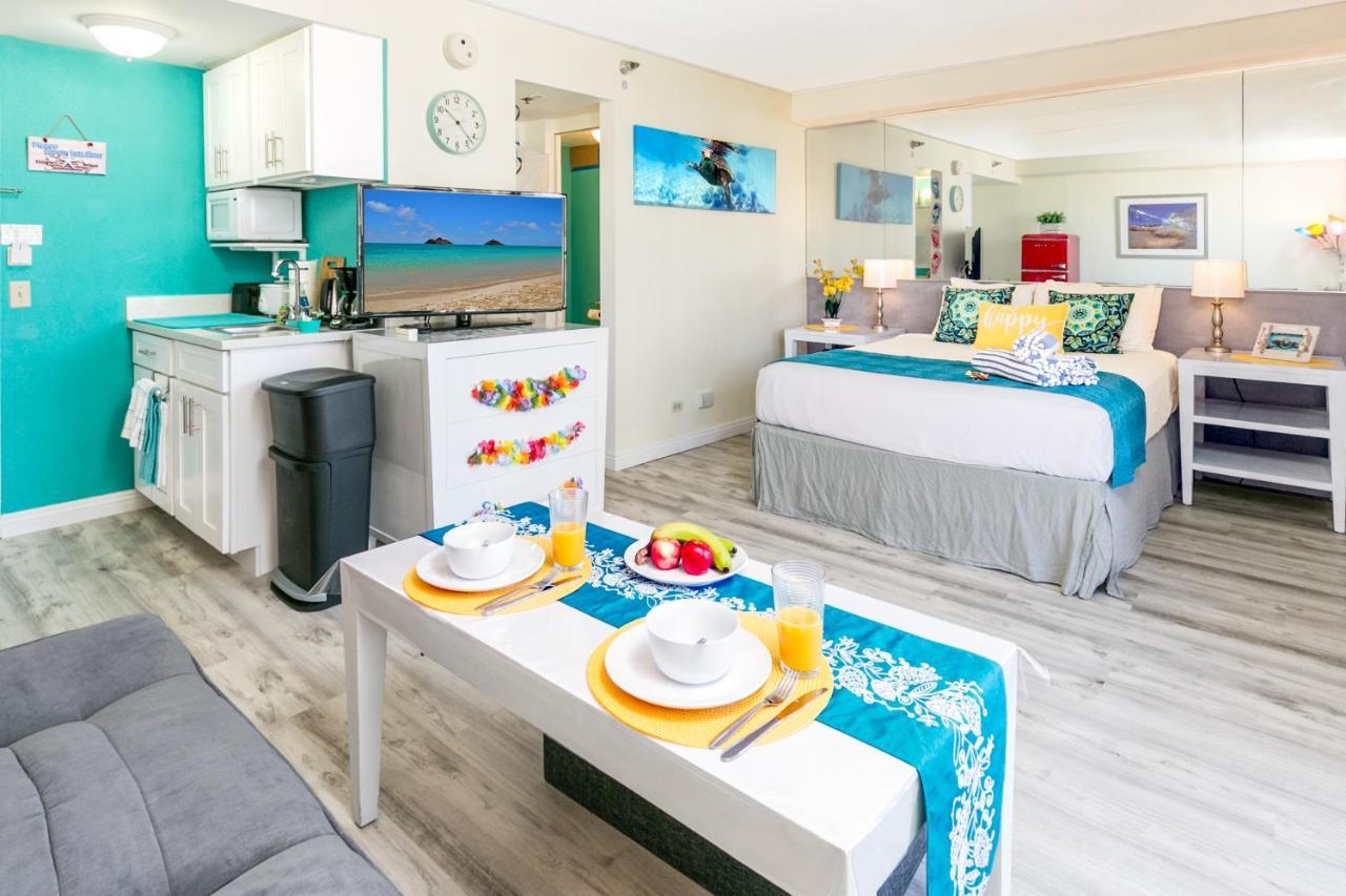 Aloha Vibes Await! Stylish Condo At Aloha Surf - Mountain And City Views Honolulu Eksteriør bilde